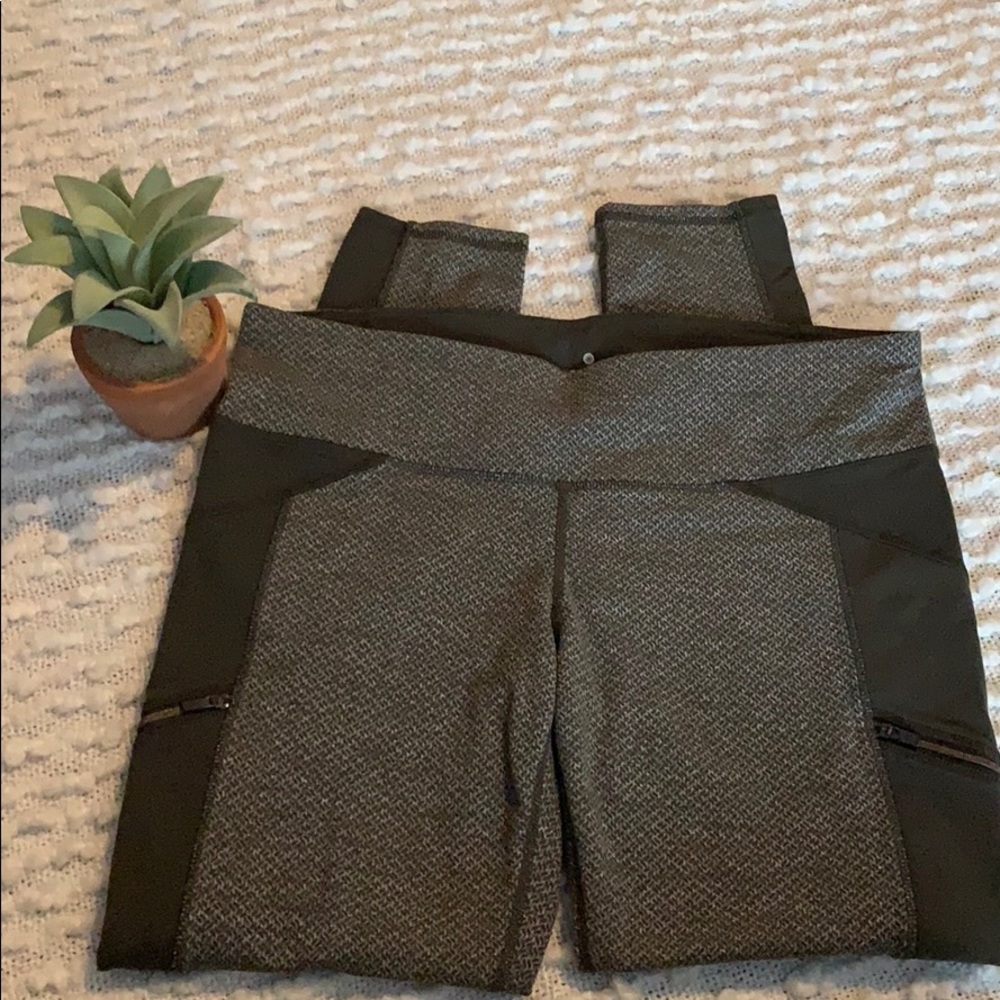 Athleta criss cross drifter legging
